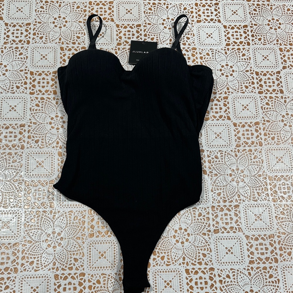 JLUXLABEL Classic Black Tag